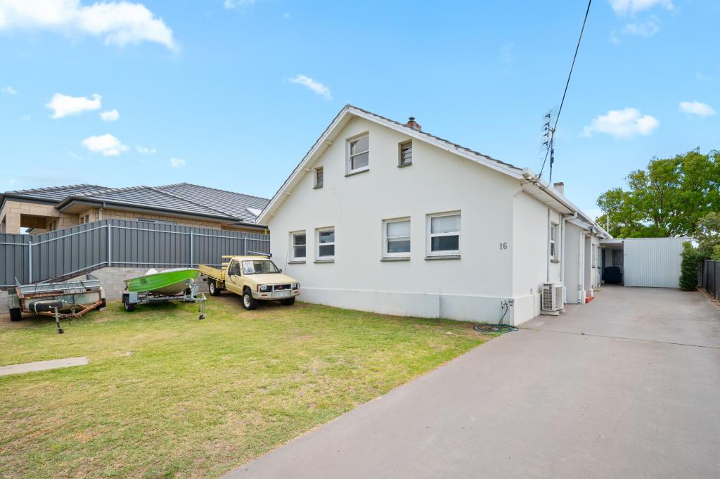 16a Mcfarlane St, Kingston Se, SA 5275