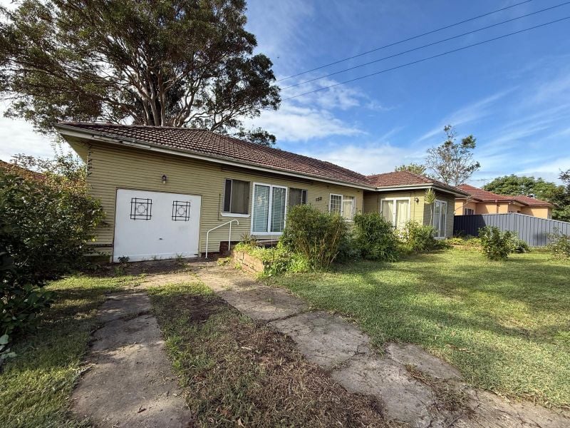 138 Kiora Rd, Miranda, NSW 2228