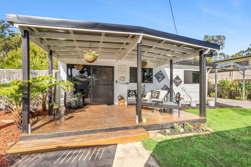 32 Dwyer St, Beachmere, QLD 4510