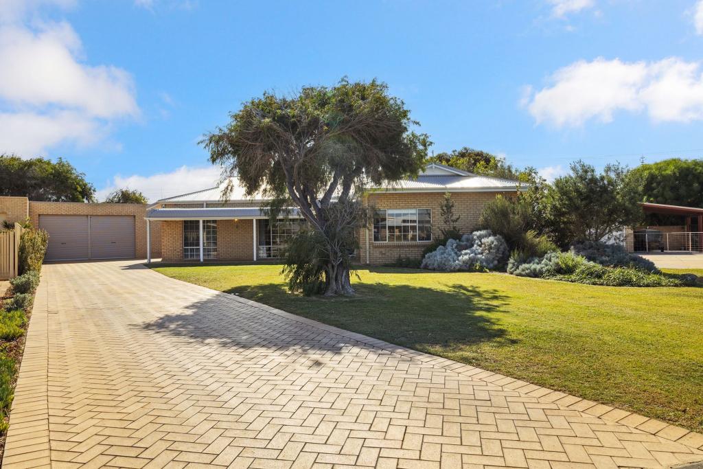 9 Ayres Cres, Lancelin, WA 6044
