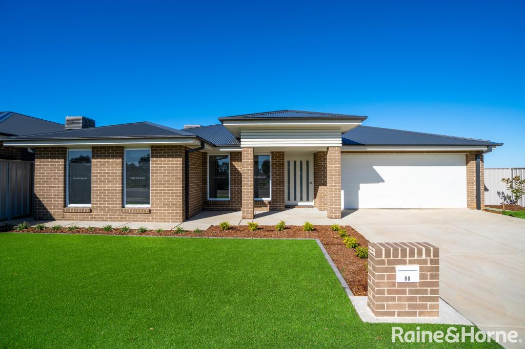 80 Valencia Dr, Gobbagombalin, NSW 2650