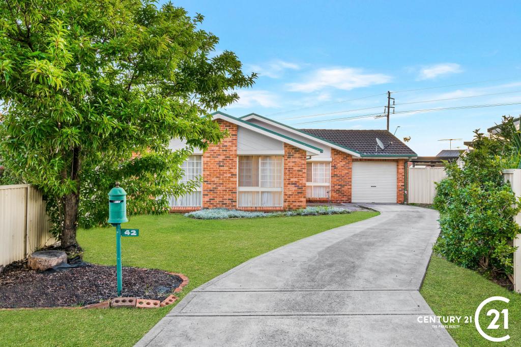 42 SWAN CCT, GREEN VALLEY, NSW 2168