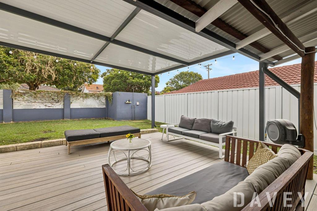 202 Ravenscar St, Doubleview, WA 6018