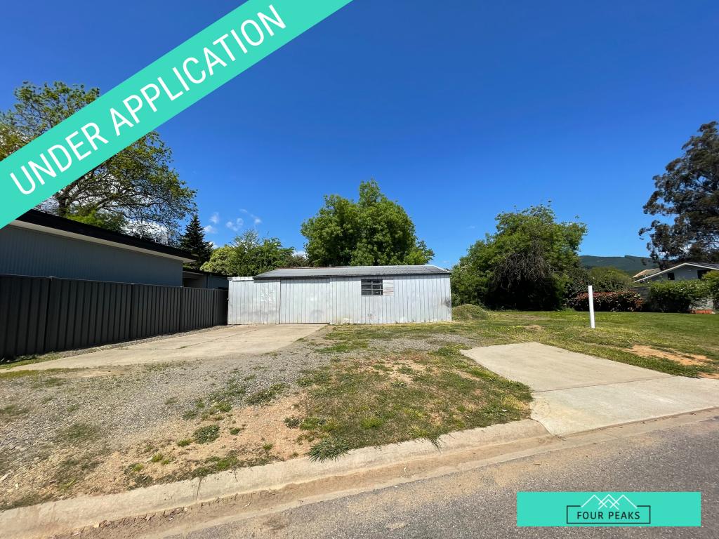 5 Holmes Ct, Porepunkah, VIC 3740