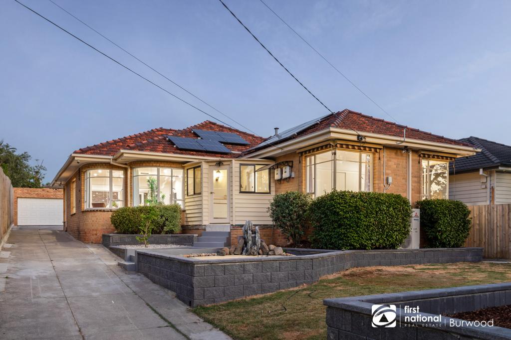 9 FINCH ST, BURWOOD, VIC 3125