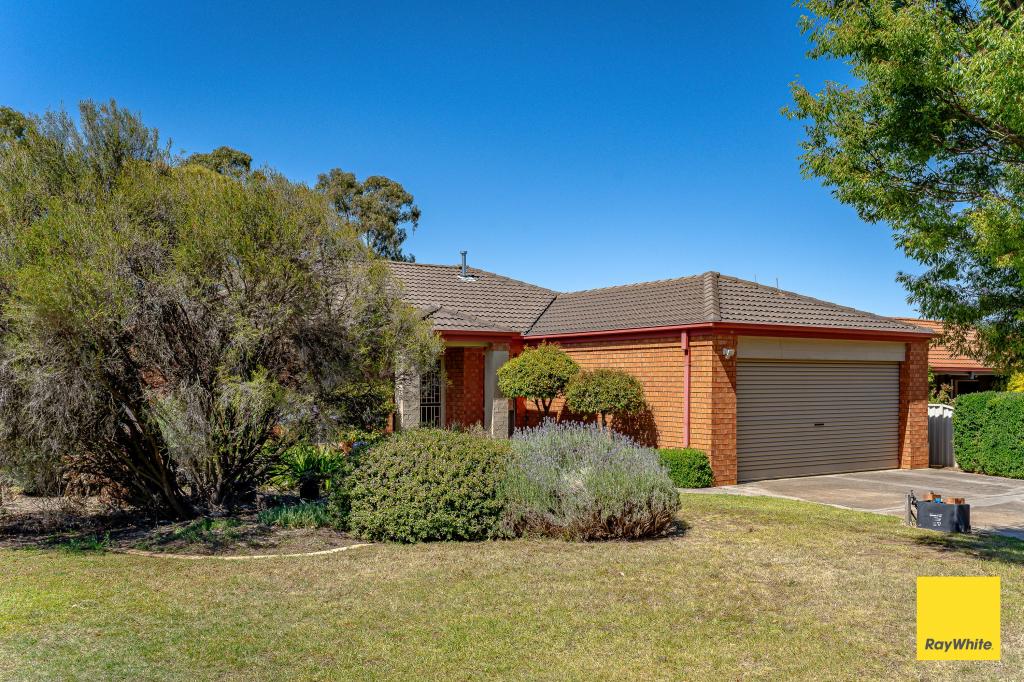 1 Tomkinson Dr, Golden Square, VIC 3555