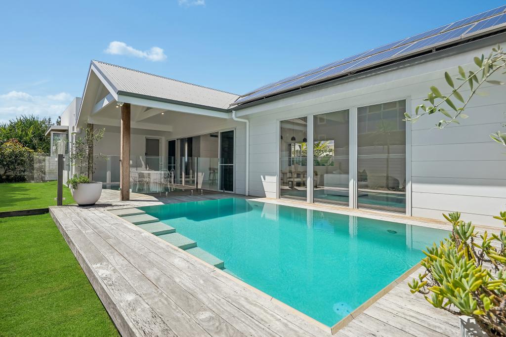 22 Seashore St, Marcoola, QLD 4564