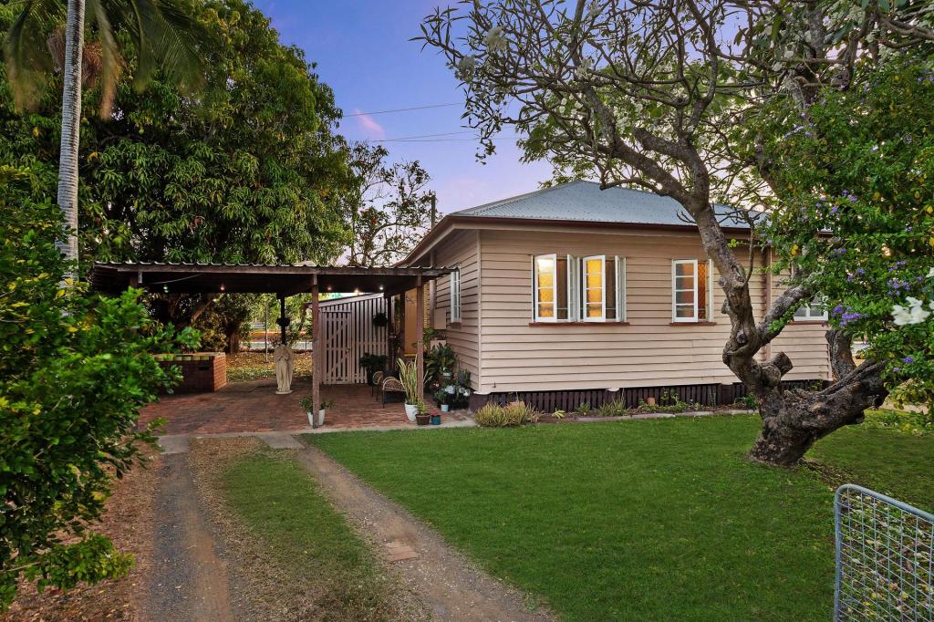 2 Cowap St, Park Avenue, QLD 4701