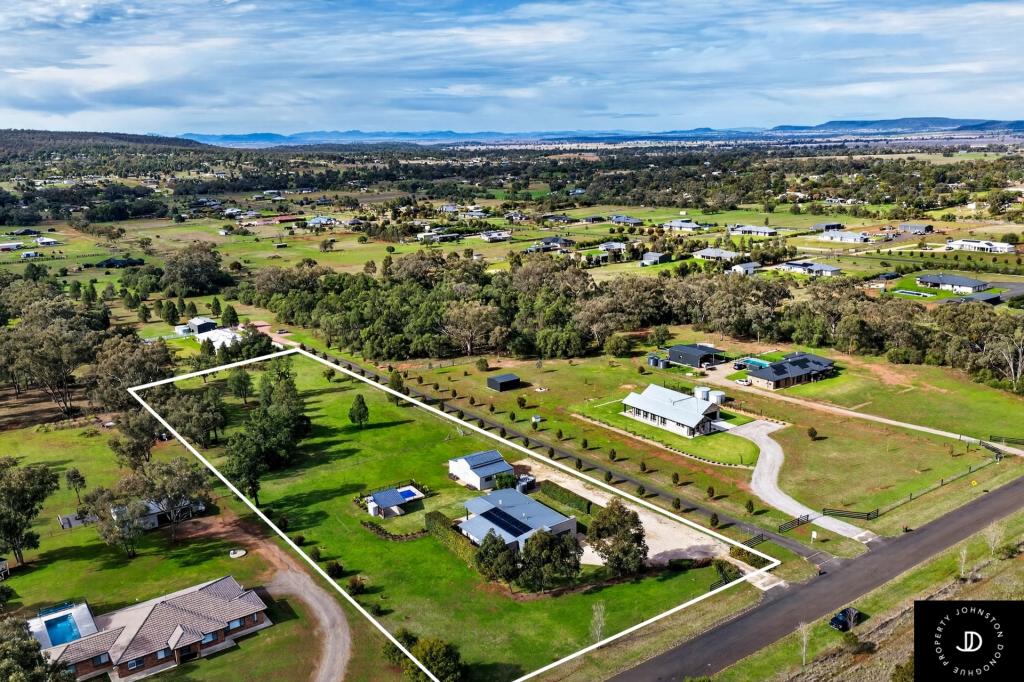 31 Robert Gordon Rd, Gunnedah, NSW 2380