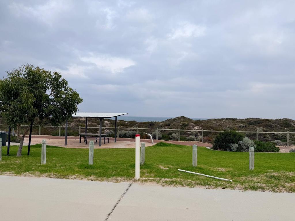 17 Hudson Way, Eglinton, WA 6034