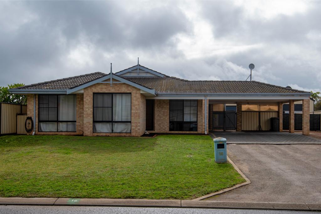 16 Mitchell Hts, Dongara, WA 6525