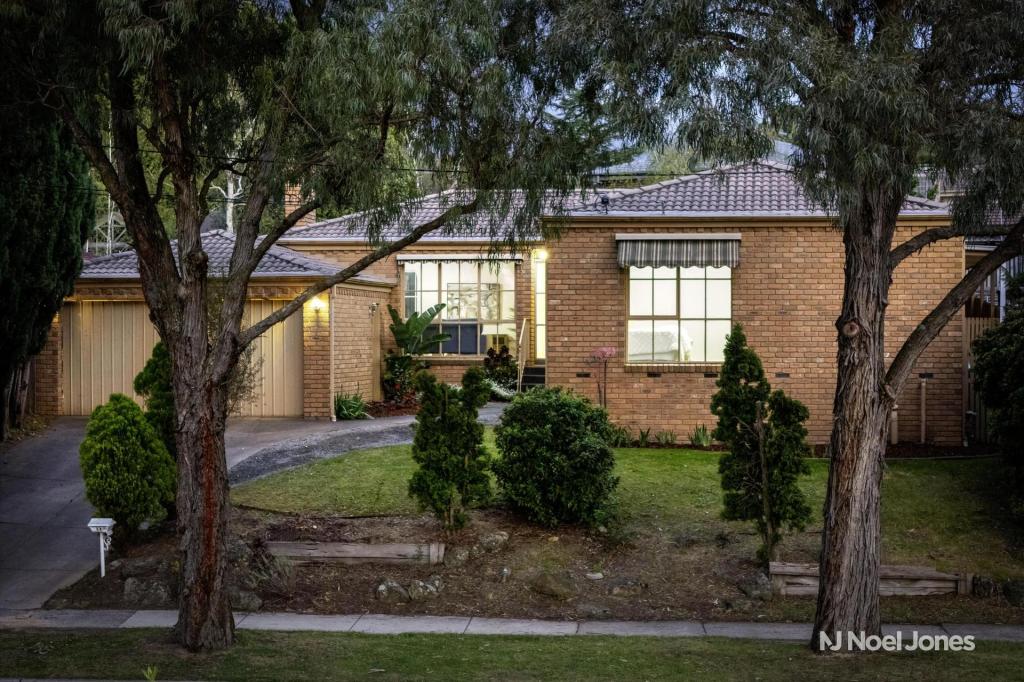 58 Campaspe Dr, Croydon Hills, VIC 3136