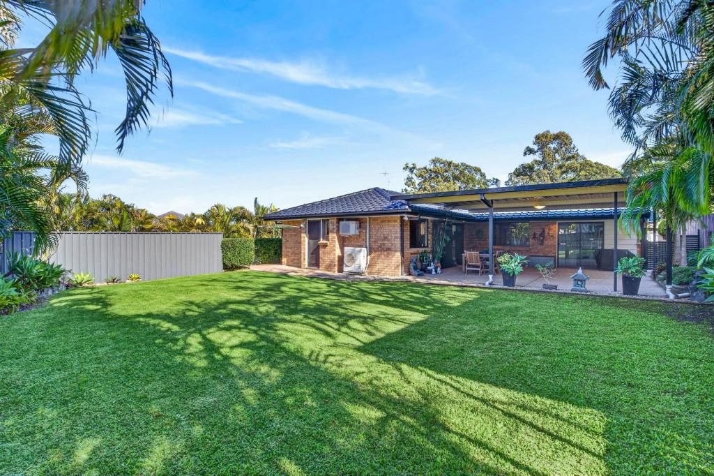 25 Alamau St, Benowa, QLD 4217
