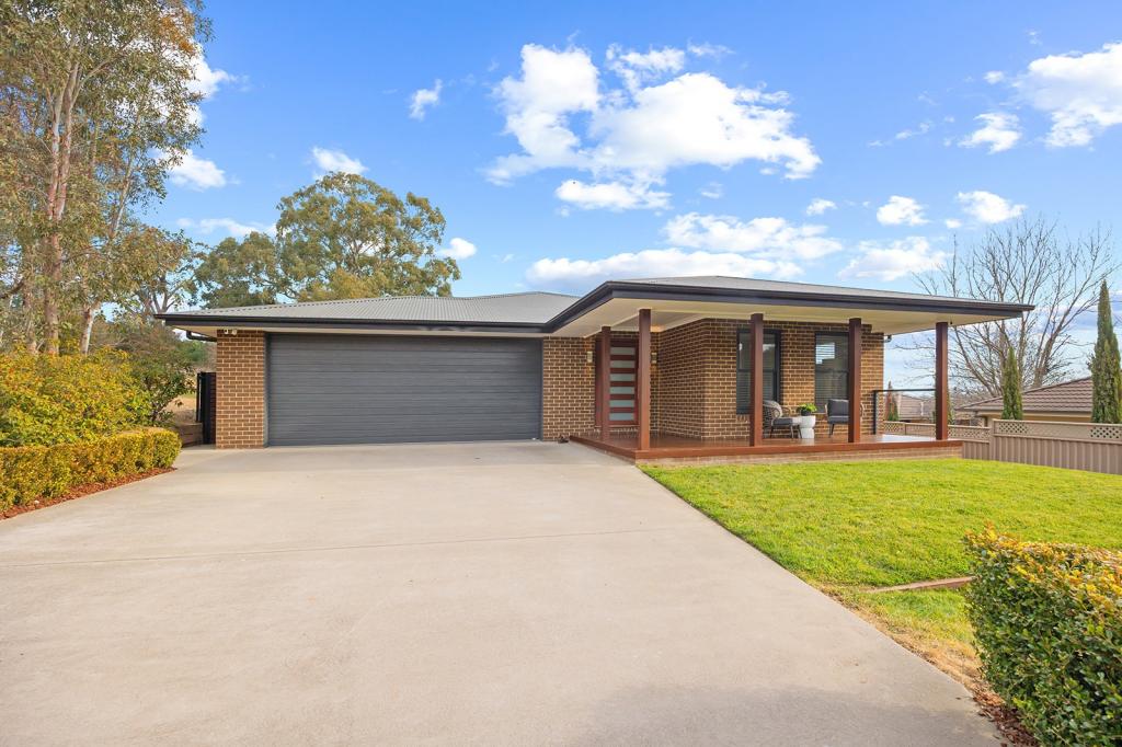4 Discovery Dr, Yass, NSW 2582