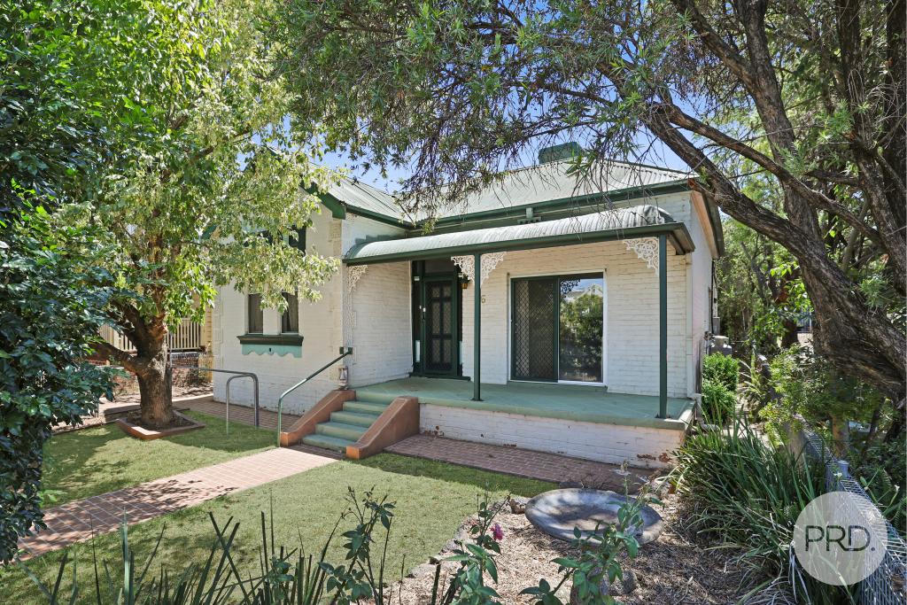 56 Rawson Ave, Tamworth, NSW 2340