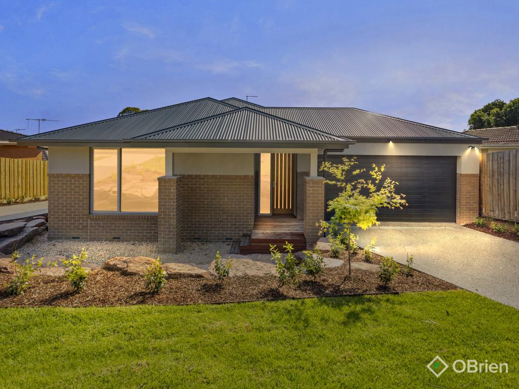 24b Lyle Ave, Beaconsfield, VIC 3807