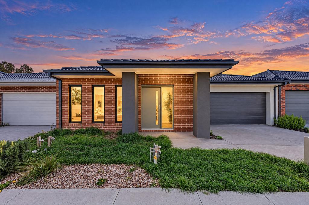 4 Handley Cres, Officer, VIC 3809