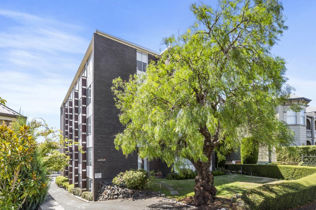 10/14 Ashfield St, Sandy Bay, TAS 7005