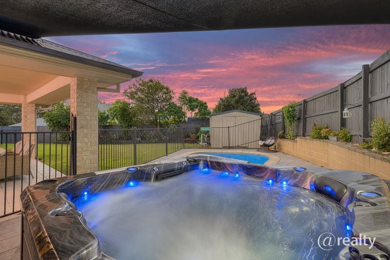 45 Castlewellan Cct, Warner, QLD 4500