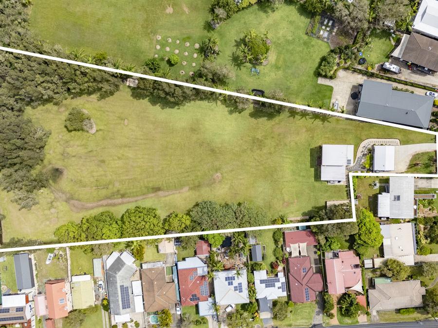106 Diamond Head Dr, Sandy Beach, NSW 2456