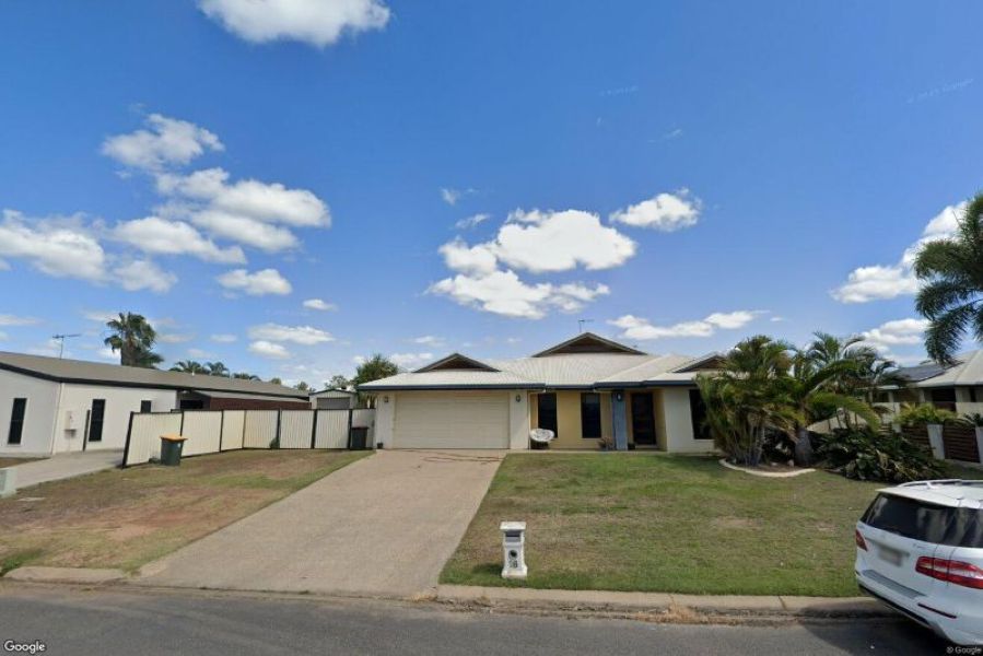 16 Macpherson St, Moranbah, QLD 4744