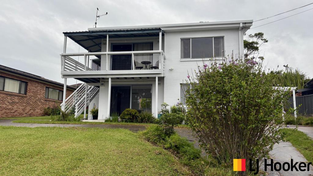 19b Illabunda Dr, Malua Bay, NSW 2536