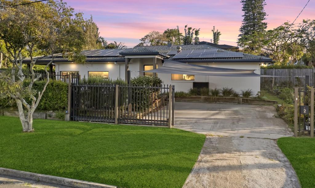 2 Magnolia Dr, Southport, QLD 4215