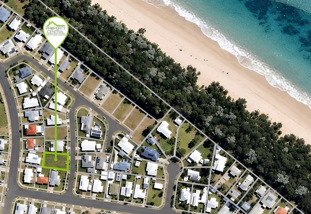 4 Silverleaf Tce, Toogoom, QLD 4655