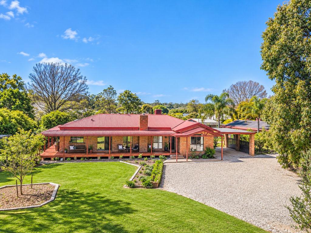 543 Harfleur St, Deniliquin, NSW 2710