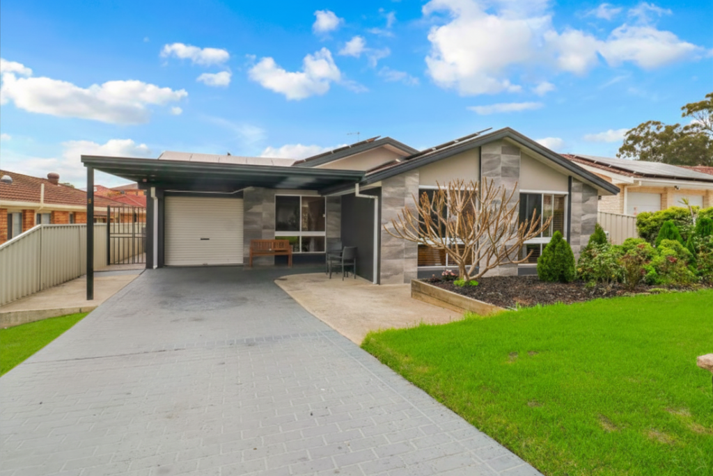 3 STOTT CL, BONNYRIGG, NSW 2177