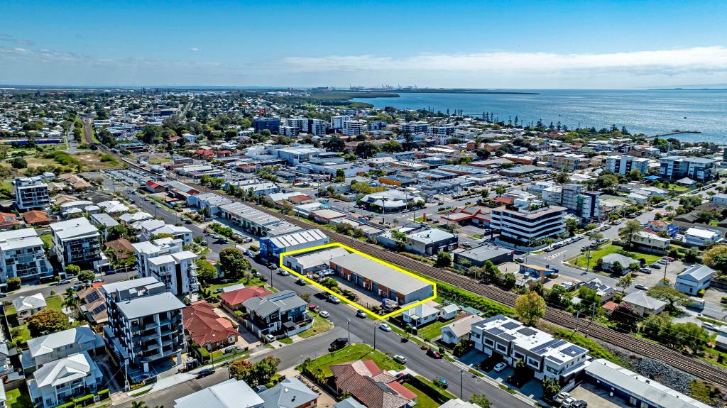 74 & 76 ANDREW ST, WYNNUM, QLD 4178