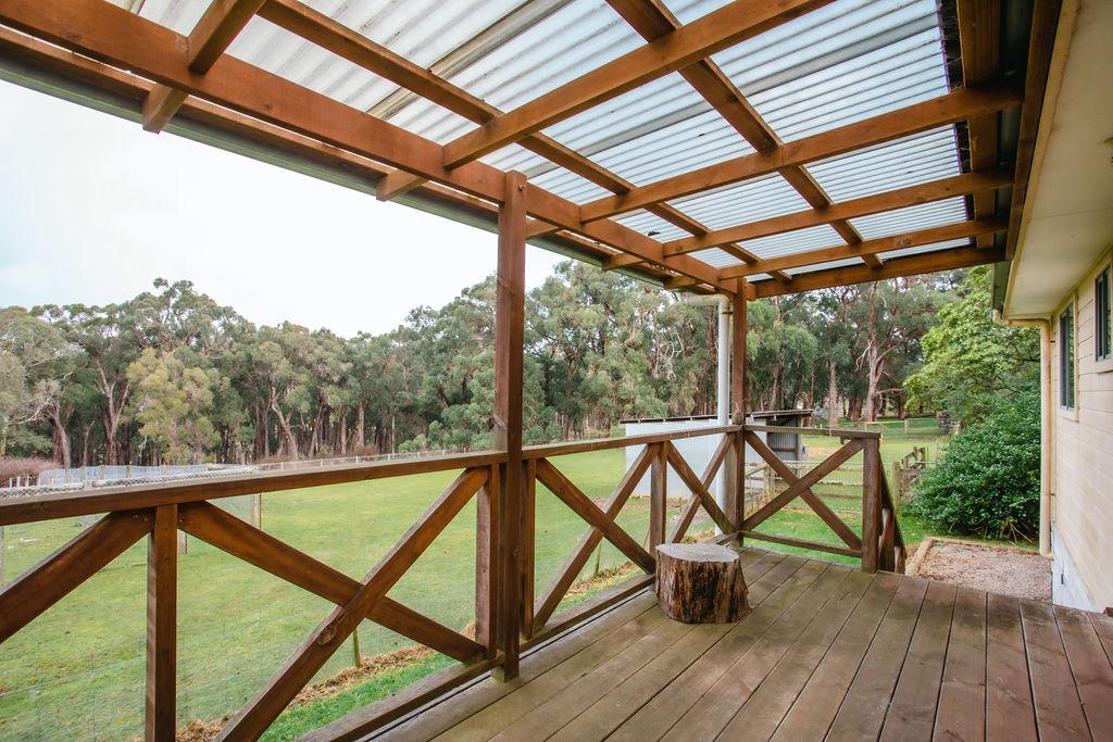 406 Tucks Rd, Shoreham, VIC 3916