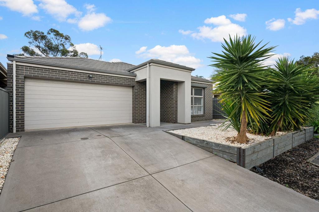 4 Cronulla Dr, Redwood Park, SA 5097