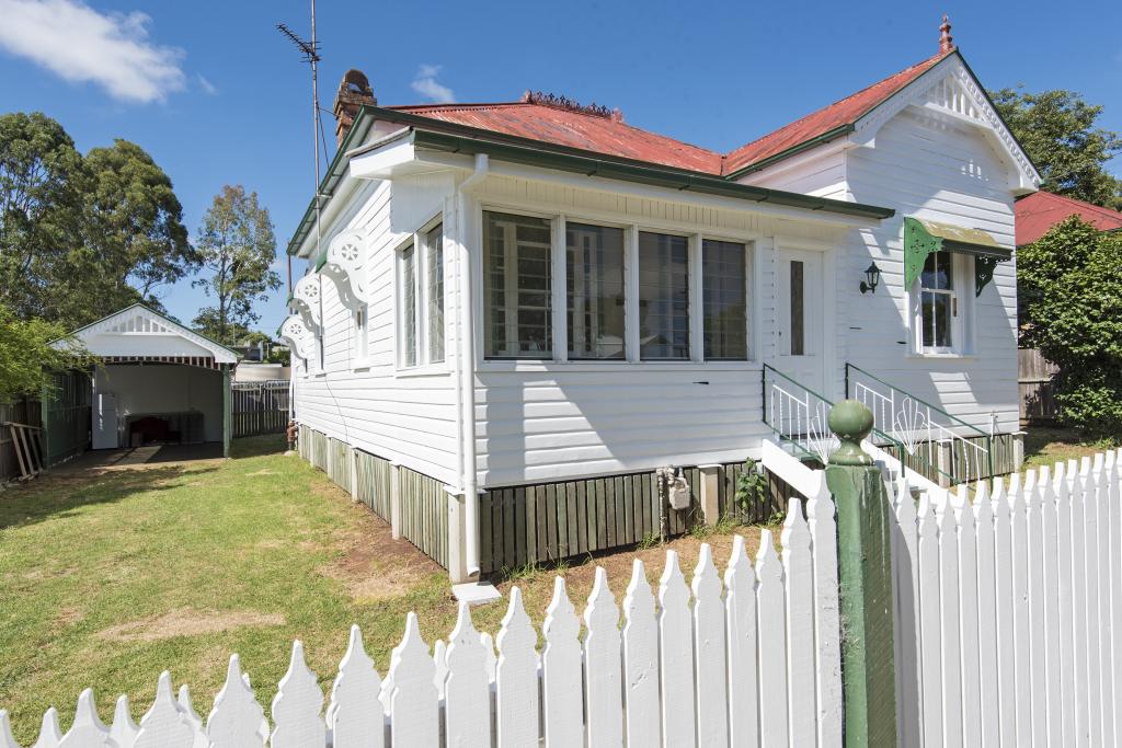 42 Goggs St, Toowoomba City, QLD 4350