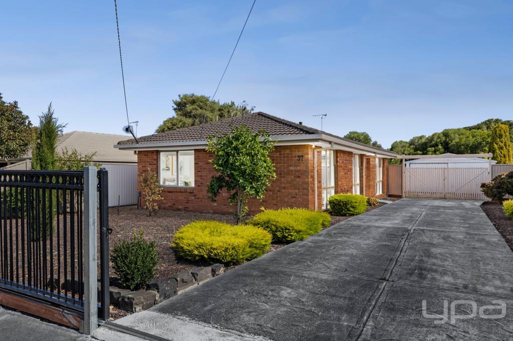 37 Precious Rd, Diggers Rest, VIC 3427