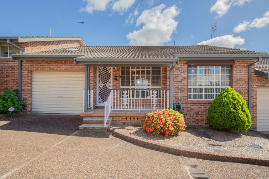 2/15 Brisbane Water Rd, Adamstown, NSW 2289