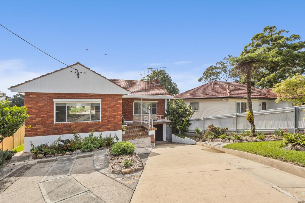 17 Bukari St, West Wollongong, NSW 2500