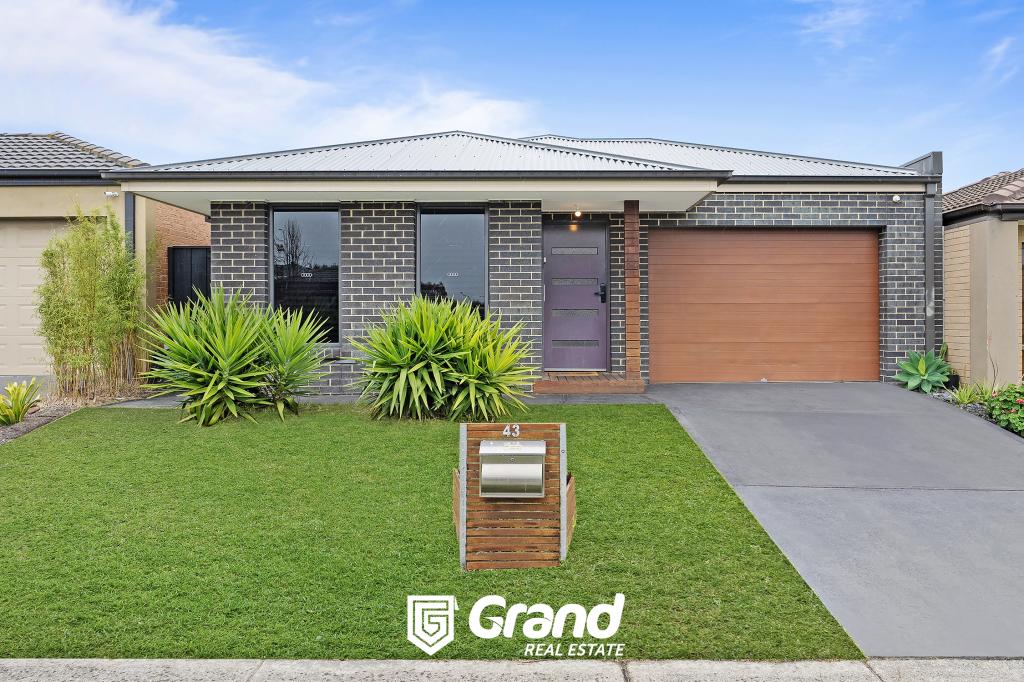 43 Crepe Ave, Cranbourne West, VIC 3977