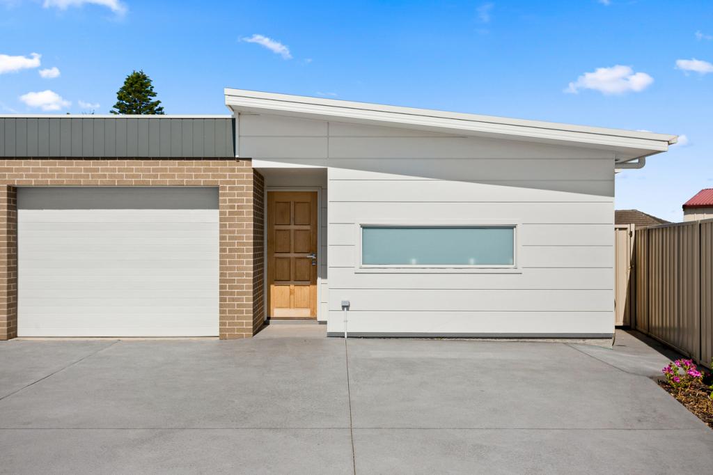 3/5 Harvey St, Warilla, NSW 2528