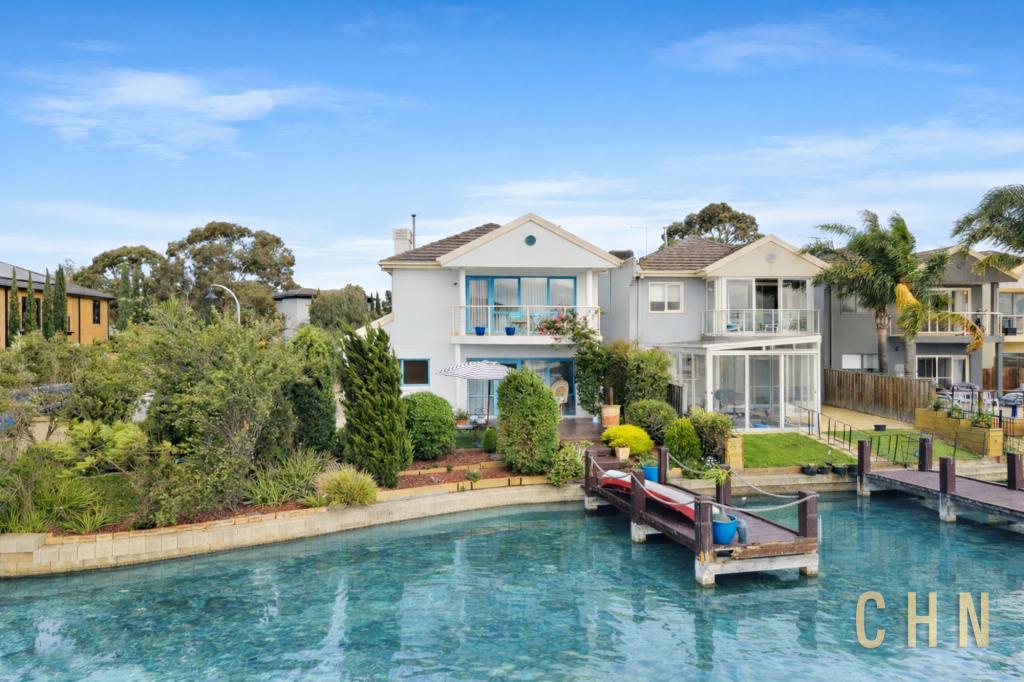 1/93 Sanctuary Lakes South Bvd, Point Cook, VIC 3030