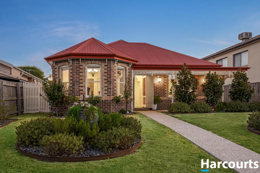 9 SALERNO WAY, ROWVILLE, VIC 3178