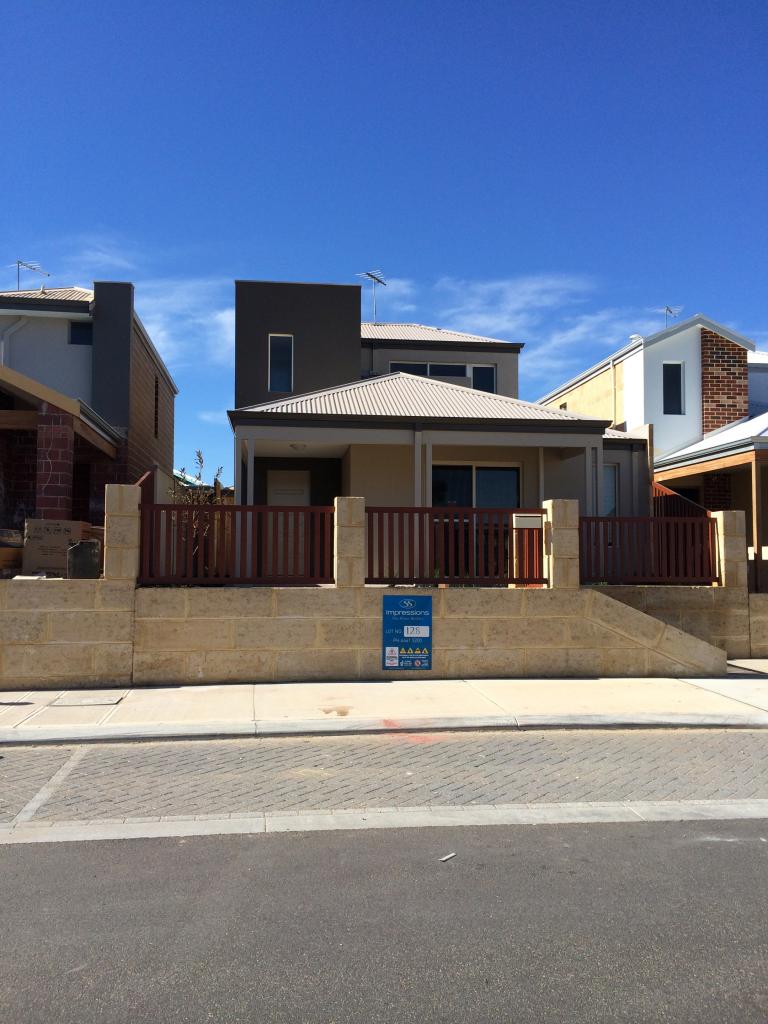 18 SUNDAY LOOP, MANDURAH, WA 6210