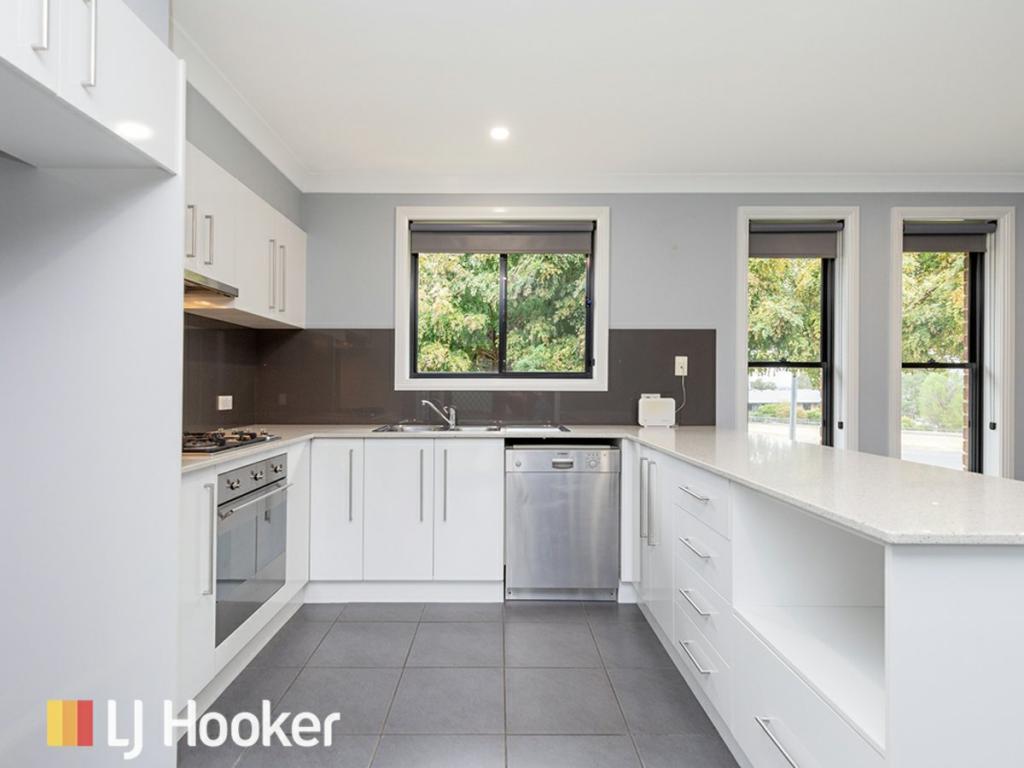2 Bishop Kennedy Cl, Oxley Vale, NSW 2340