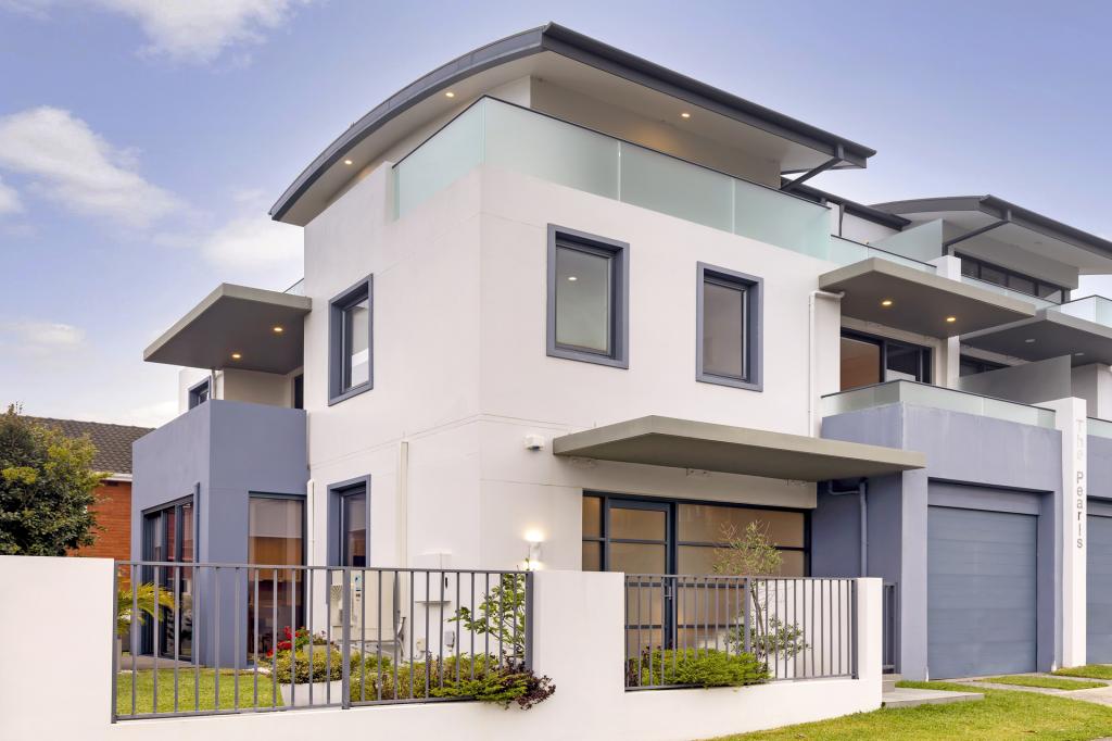 11B CLYDE RD, DEE WHY, NSW 2099