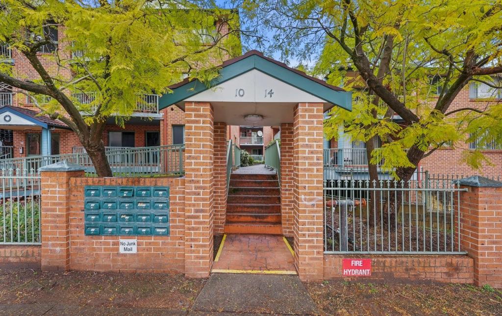 13/10-14 Arthur St, Merrylands West, NSW 2160