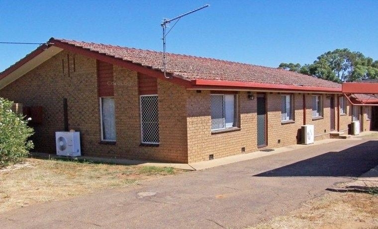 1/2 JOYES PL, TOLLAND, NSW 2650