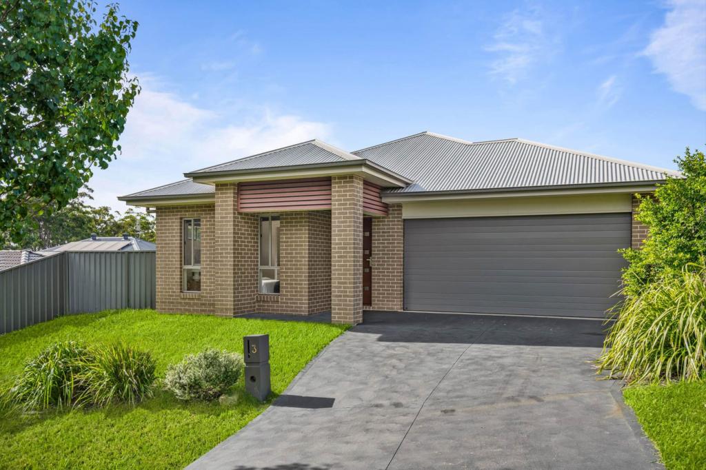 3 Fin St, Teralba, NSW 2284