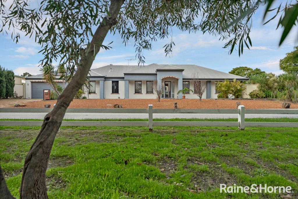 14 GREENOUGH CT, JANE BROOK, WA 6056