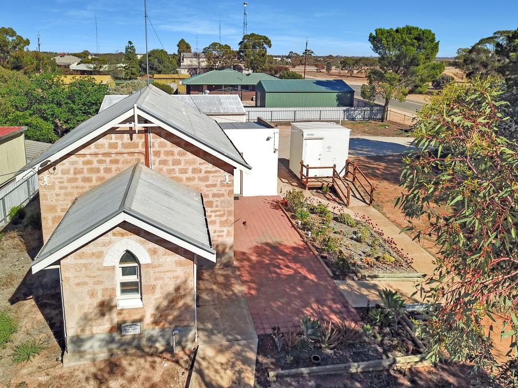 1 Sixth St, Morgan, SA 5320