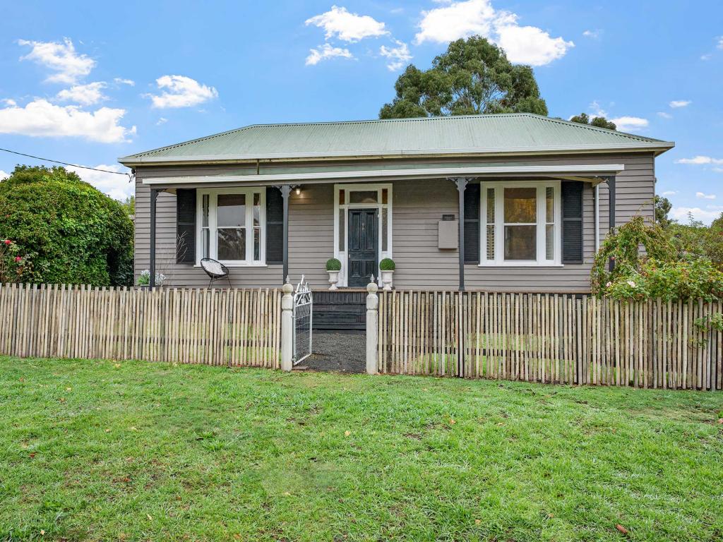 59 Macpherson St, Hamilton, VIC 3300